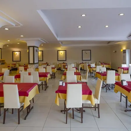 Sandy Beach Alanya Hotel 4*